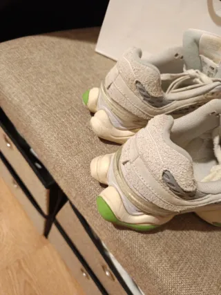 Zapatillas New Balance Beige/Gris