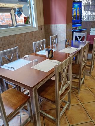 Sillas de madera para bar/restaurante(minimo 12 si