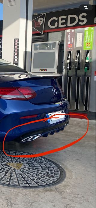 Faldón trasero y escapes AMG C220 Coupe