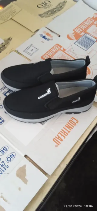 Zapatillas playeras negras talla 38