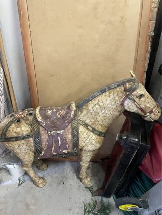 Figura caballo oriental decorativo antiguo
