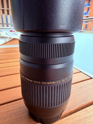 Teleobjetivo Tamron 70-300mm