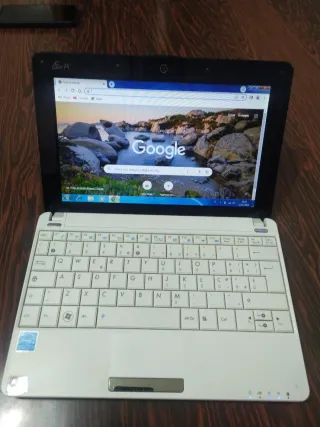 Asus Eee PC 1001HA Netbook