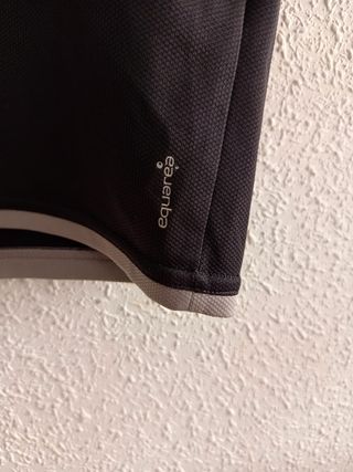 Camiseta deportiva Kipsta T100 negra