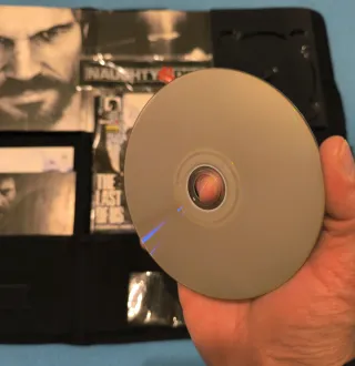 PACK TLOU Joel Edition + TLOU II Edicion Especial