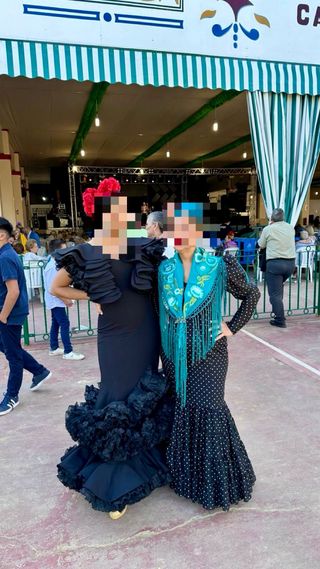 Traje Flamenca Negro Lunares Blanco Talla 44