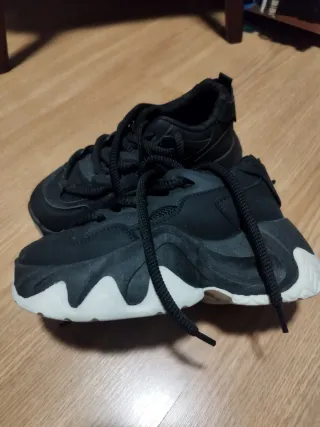 Deportivas con plataforma negras