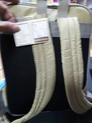 Mochila beige con estampado de animales