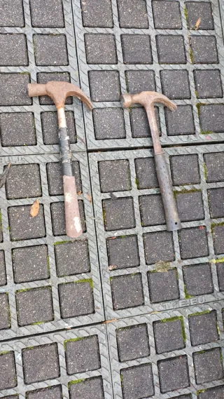 2 Martillos Antiguos