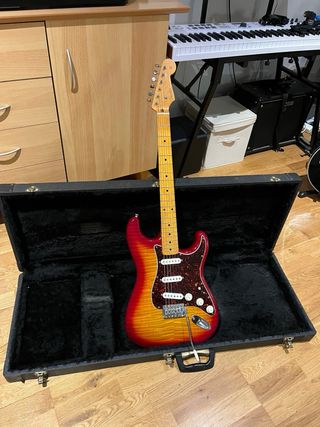 Fender Stratocaster Japonesa 93~94 Foto Flame