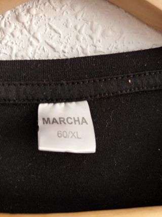 Camiseta Nike Sportswear Club Negra