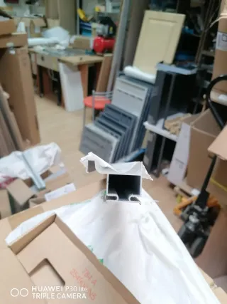 Tirador Gola Aluminio