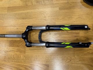 Horquilla Suntour 27.5 Disco 100mm recorrido QR.