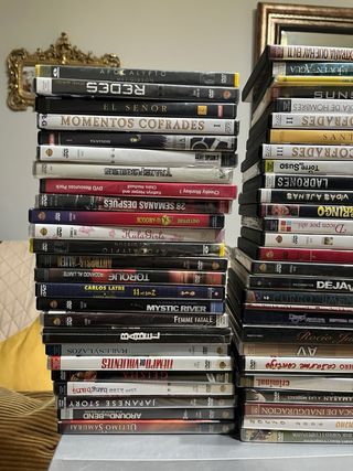 Colección 67 Películas DVD/VHS + Reproductor