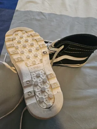 Zapatillas Vans Sentry Sk8 Hi Negras y Blancas