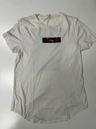 Camiseta Hollister Blanca con Logo