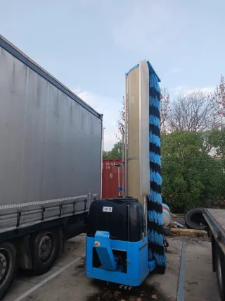 Rodillo lava camiones y autobuses