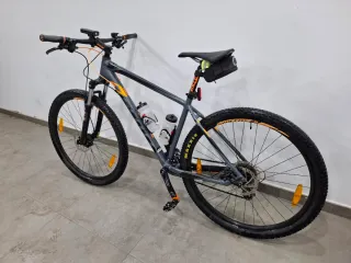 Bicicleta Scott Gris y Naranja