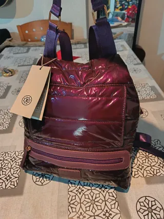 Mochila Antirrobo Morada Brillante