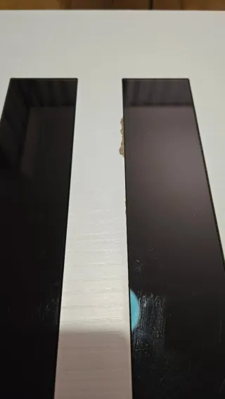 Mesa de centro elevable blanca y negra