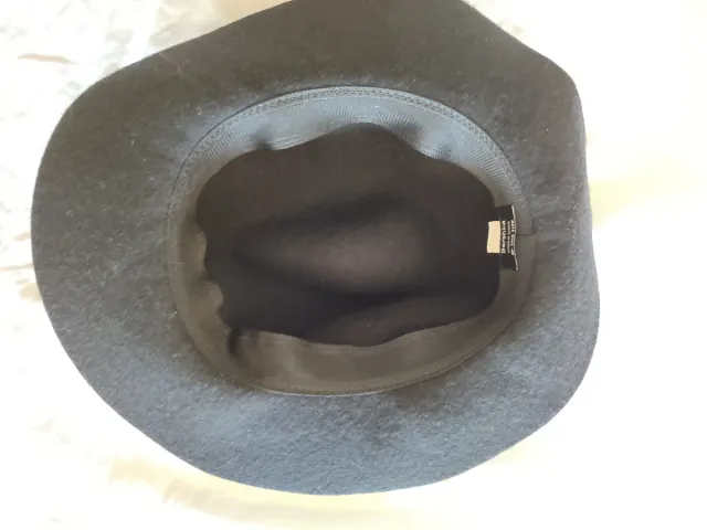 Sombrero de lana. Bershka nuevo