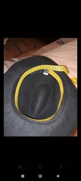 Sombrero de lana. Bershka nuevo