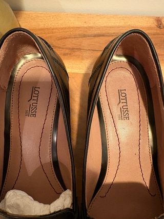 Zapatos Lottusse estilo Mocasín. Talla 36. Negros