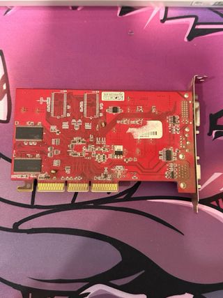 Tarjeta Gráfica AMD Radeon 9250 SE