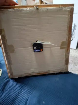 Cuadro Reloj Punto de Cruz Hecho a Mano