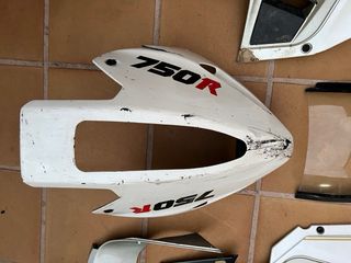 Kawasaki 750R Plásticos Blancos