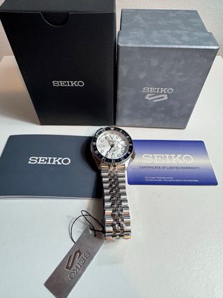 Seiko 5 Sports GMT blanco/Reloj nuevo y precintado