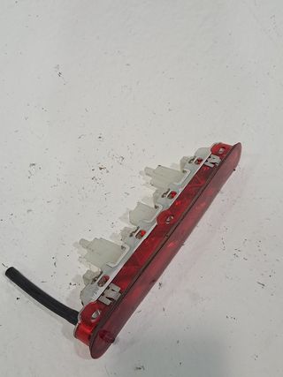 LUZ CENTRAL DE FRENO CITROEN C3 (2)