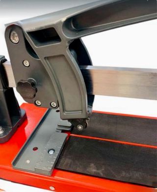 Cortadora de azulejos MacoDiám con maletín