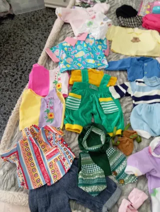 Lote Ropa Muñeca/o Variada