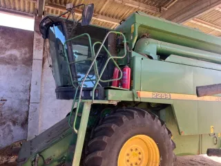 Cosechadora John Deere 2254