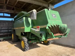 Cosechadora John Deere 2254