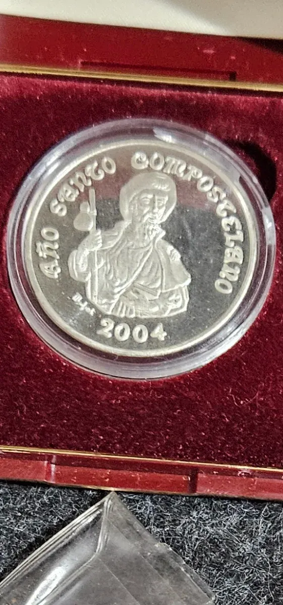 Lote 3 monedas 1937 Euskadi y Catedral Santiago