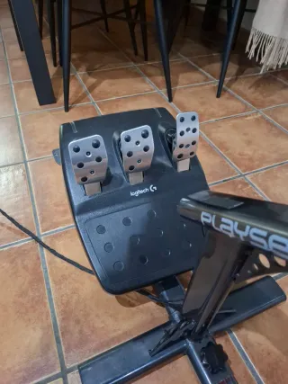 Playseat Redbull GRC Logitech g29