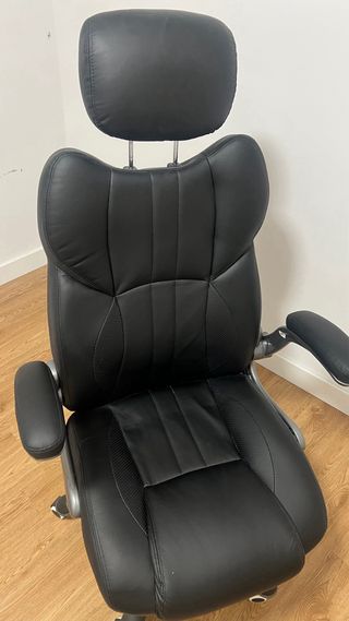 Silla de escritorio ergonómica negra