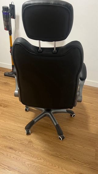 Silla de escritorio ergonómica negra