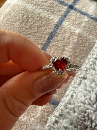 Anillo Pandora Corazón Rojo