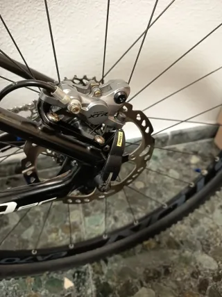 Bicicleta Mondraker Carbono Montaña