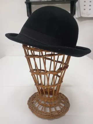 LOTE 5 SOMBREROS DE MUJER