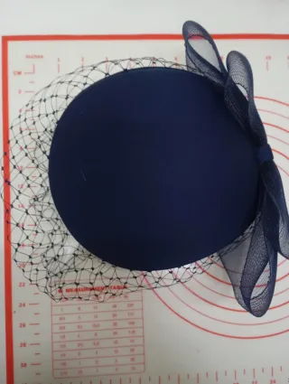 LOTE 5 SOMBREROS DE MUJER