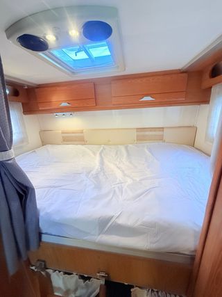 Autocaravana garaje XXL/exclusiva/50000km/2012