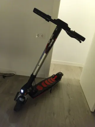 Patinete Eléctrico Aprilia ESR1