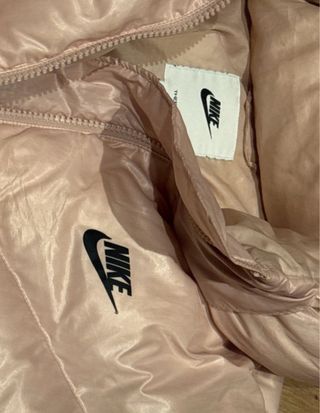 Plumas largo Nike mujer rosa