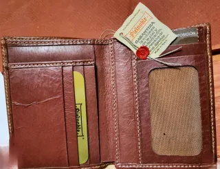 Cartera de piel para mujer