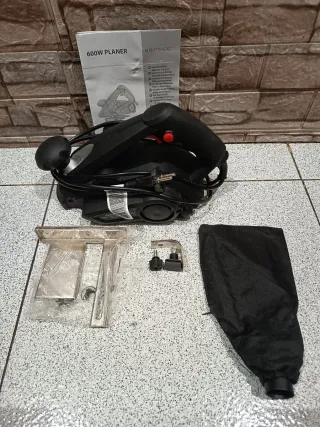 Cepillo para lijar puertas 600W