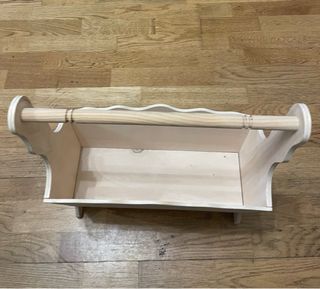 Revistero de madera para decorar